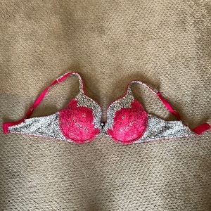 Victoria Secret 38C